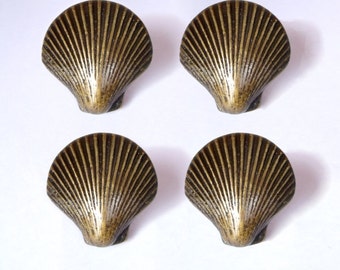 Lot of 4 pcs Vintage CLAMSHELL SHELL Charm Solid Brass Cabinet Pull KNOBS