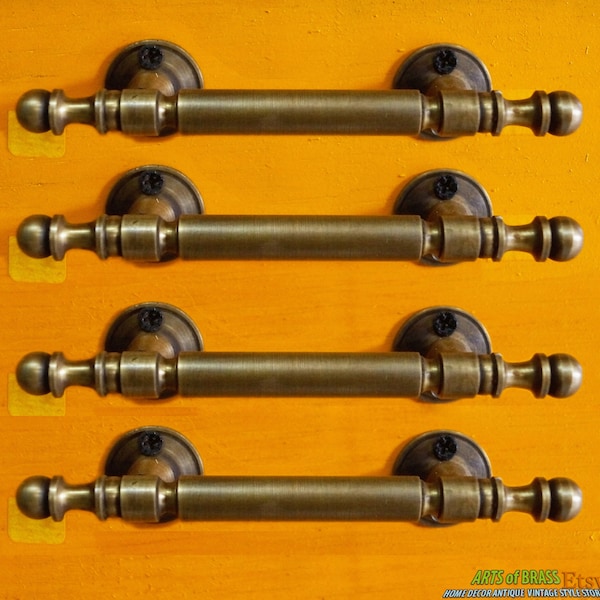 Lote de 4 tiradores vintage retro para puertas de armarios, pomos de latón antiguo y tiradores para cajones.