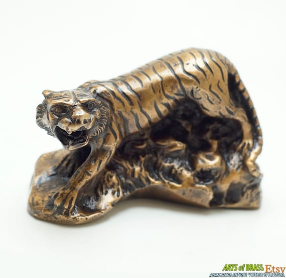 5.31" inches Full Solid BRASS Angry TIGER Stripes Detailed Brass Scurpt and heavy statue JBG126
