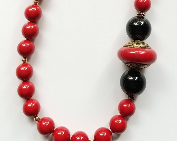 Red Necklace, Mother of Pearl Necklace, Boho Necklace, Black Necklace, Statement Necklace