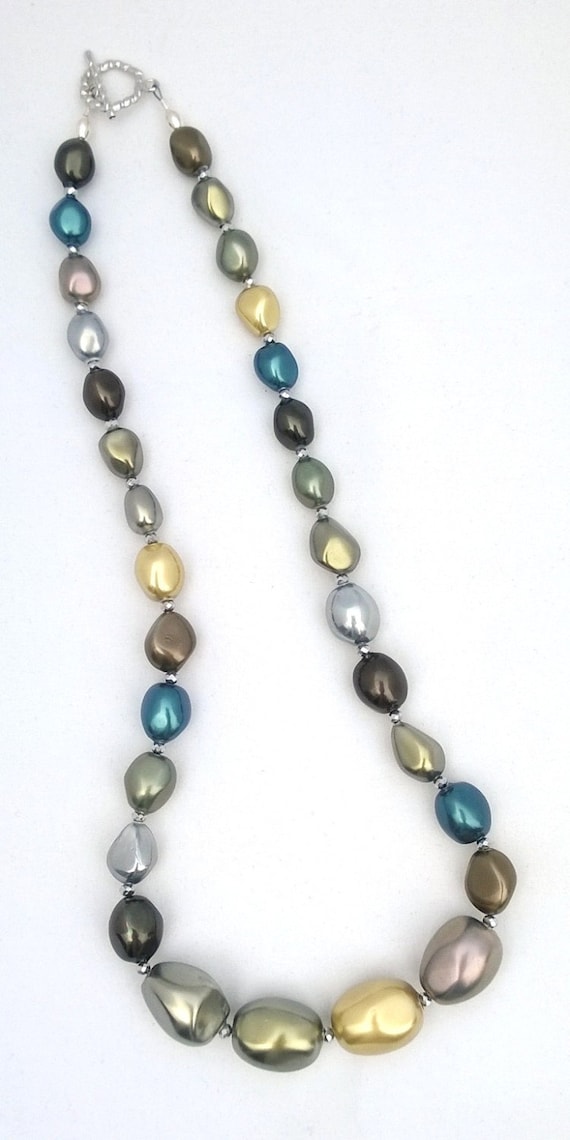 Graduated Shell Necklace, Shell Necklace, Silver Necklace, Turquoise Necklace, Multi-Color Necklace,