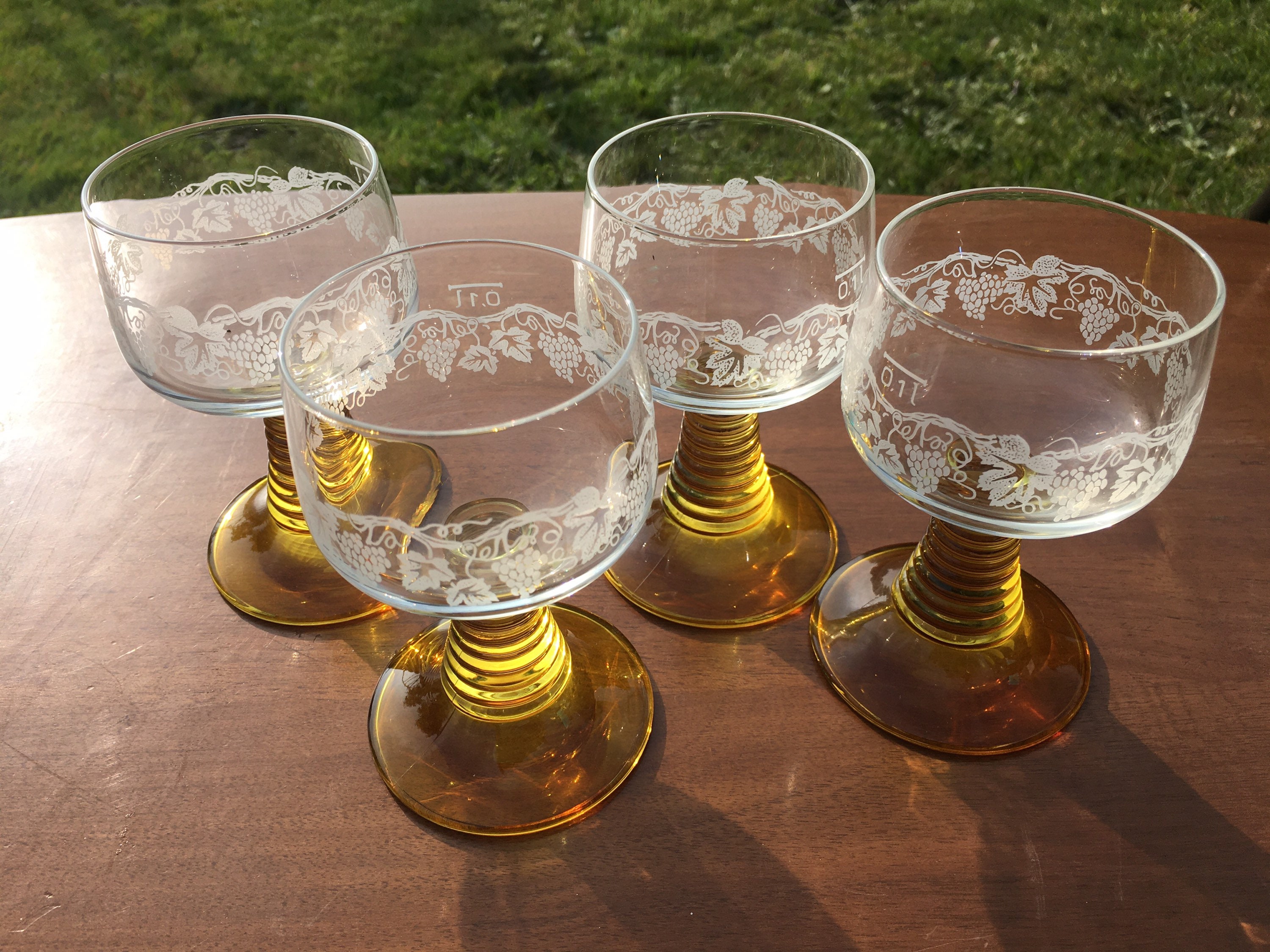 Vintage Amber Glass Beehive Stem Hock Glasses Set Of 4 Grape Etsy