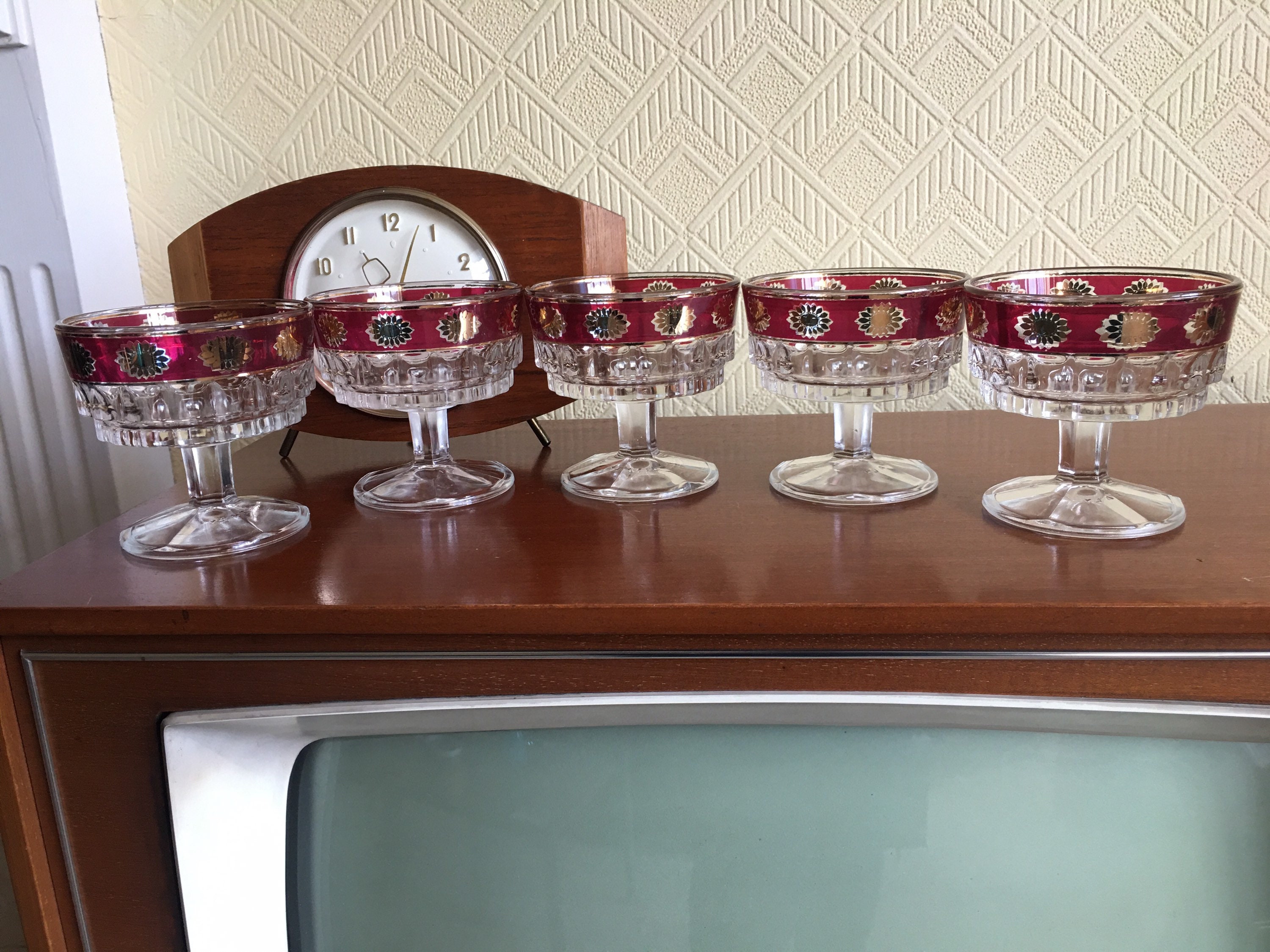 Vintage Italian Glass Dessert Dishes Bowls Set Of 5 Red & Gold Etsy