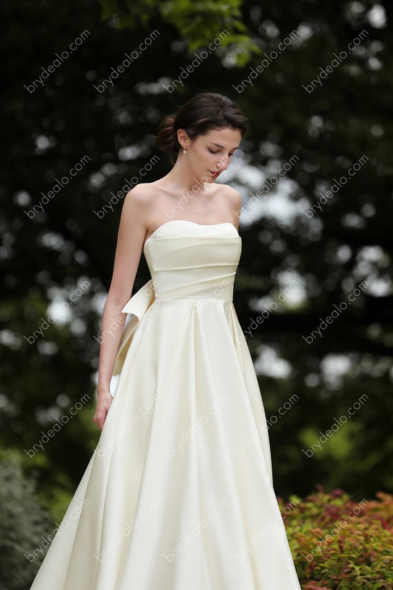 Vestido de novia de satén con bolsillos / A-Line Strapless - Etsy España Vestido de novia de satén con bolsillos / A-Line Strapless - Etsy España