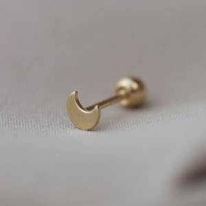 Mini Crescent Moon stud earring in 14k gold | Ear Stud for Cartilage with ball screw backing
