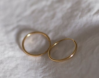 14K gold Endless Hoop Earrings // 14K solid Gold Hoop Earrings // white gold Big hoops / Big circle Earrings // Gifts for her