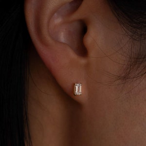 Emerald Diamond Earrings / 14k Solid Gold Lab Diamond Stud Earrings / Dainty Diamond Earrings / Bridesmaids Earrings