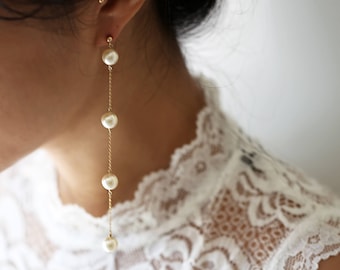 Pearl Drop Earring // Pearl Long Dangle Earring // Bridal earrings // Long chain earrings // Wedding day Earrings