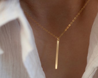 Goldbarren Halskette - Minimalistische vertikale Goldbarren Halskette. Minimal Schmuck. Schlichte Silberkette. moderne Halskette Geschenk für sie EN021