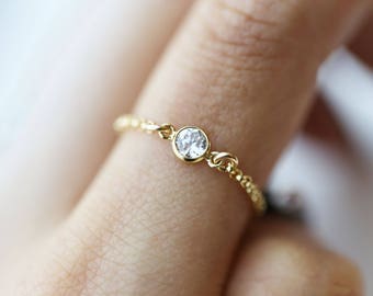 Chaîne avec diamants CZ // Chaîne fine // Petites bagues en diamant // Bagues empilables // Bagues en argent empilables // Cadeaux de Noël
