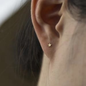 14K Mini Star stud earrings Solid 14k gold series Minimalist gold earrings Fine jewelry gifts for her Simple studs • Gift for Her