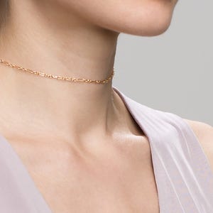 Dainty Halo Bar Chain Choker Necklace // short layering necklace // Simple dainty everyday necklace in gold filled and sterling silver EC2