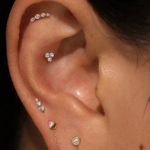 Orecchino a perno in topazio bianco 14K per cartilagine con parte posteriore piatta / Orecchino a perno minimalista minuscolo 18G Trago Elica Cartilagine Conch