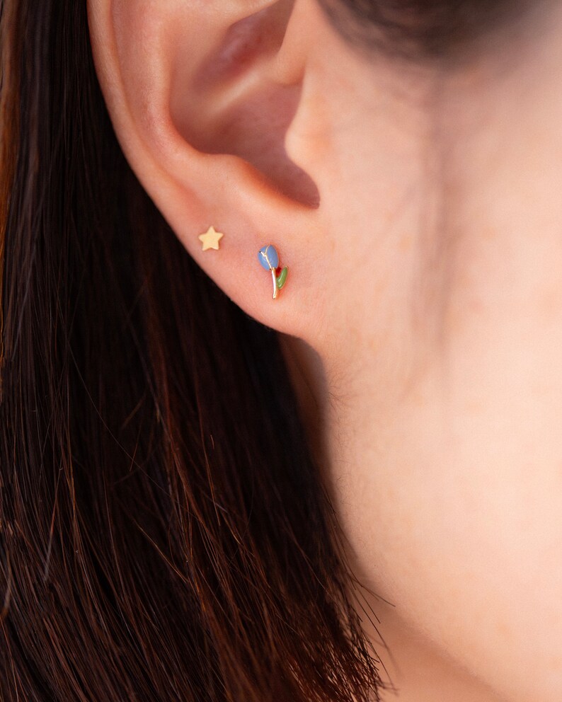 Tulip flower Enamel stud earrings / easter spring gift / Cute flower earrings image 5