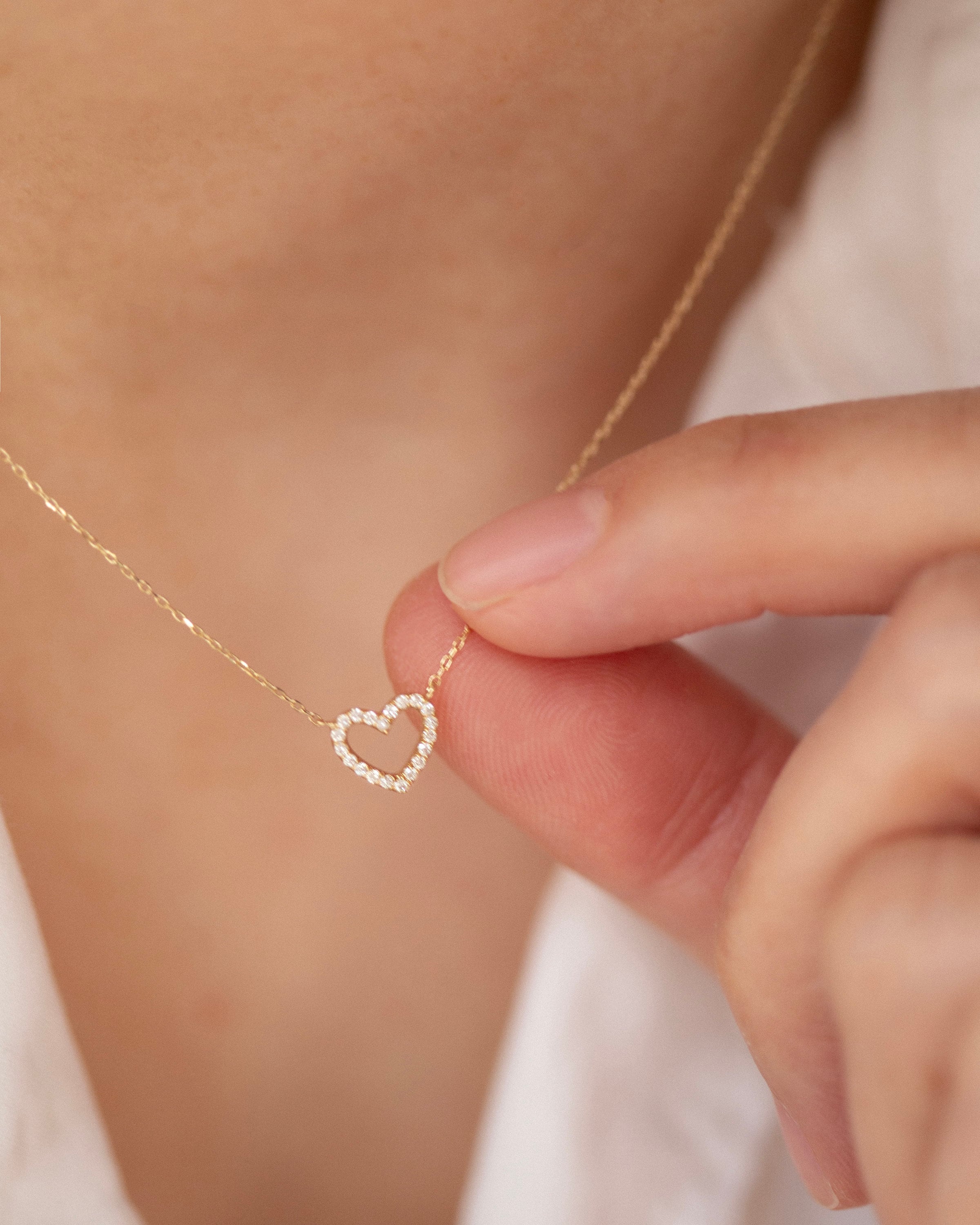 Small Diamond Heart Necklace | 14k Gold Mini Diamond Heart Necklace | Mothers Day gift | 14k Gold Diamond Heart | Valentine's Day Gift Love