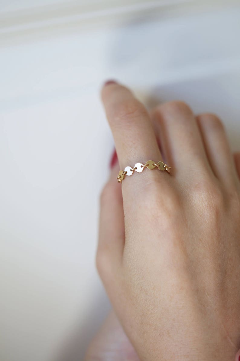 Disc chain ring // Delicate everyday ring // Stacking chain Etsy