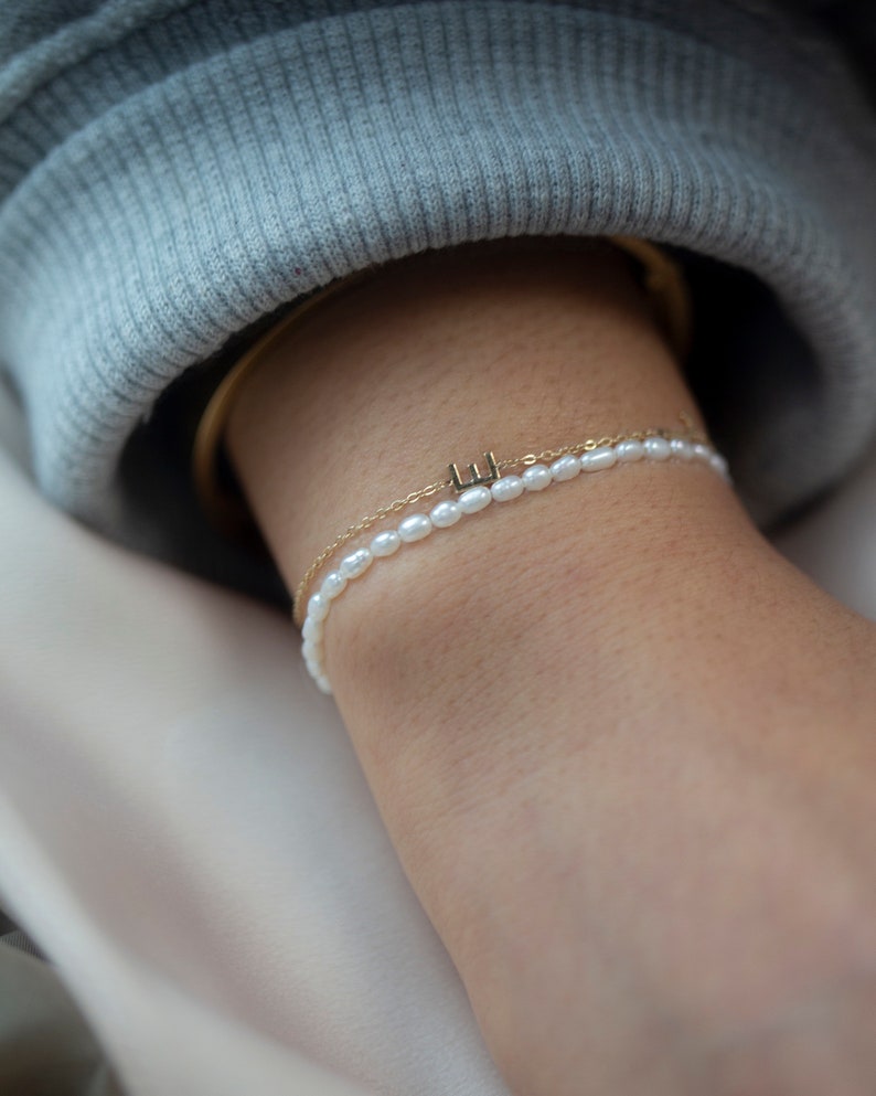 Echtes Baby Perlenarmband / Perle Komfort dehnbar Armband Süßwasser Perle jeden Tag Mutter Geschenk für Sie Bild 6