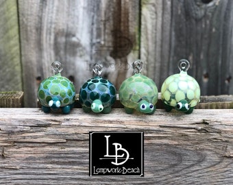 Christmas Ornament TINY Glass Turtle Hand Blown Glass Borosilicate Glass TINY Turtle Ornaments Gifts Decor Plant Figurine Turtle Ornament