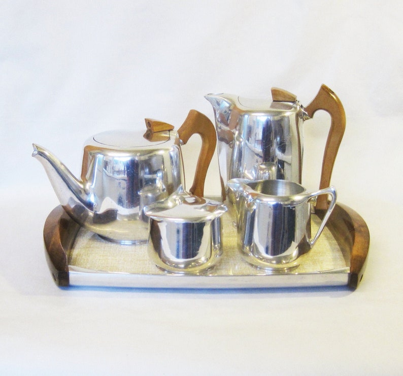 Picquot Ware Full Size Teapot Coffee or Hot Water Jug image 0