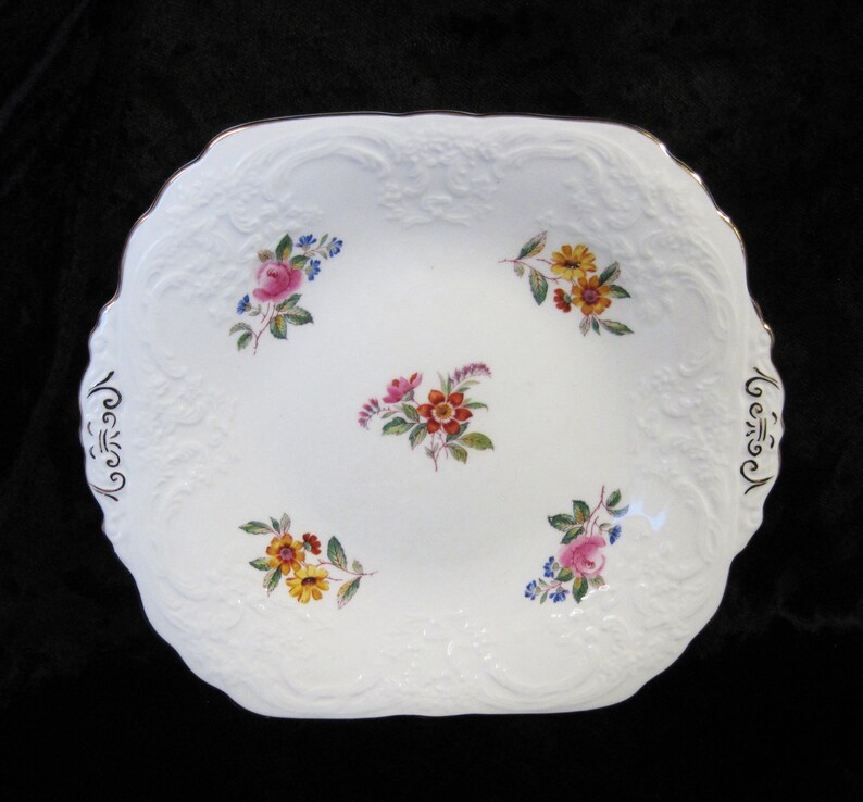 Coalport Embossed Sevres Pattern Eared Cake Plate image 0