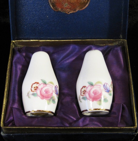 Pattern No Howard Sprays 2991 Hammersley Bone China Salt and Pepper Shakers
