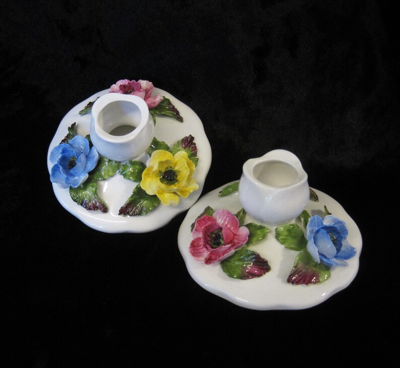 Pair of Aynsley Fine Bone China Anemone Candle Holders  Hand image 0