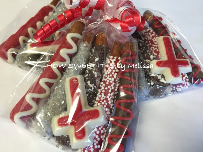 5-pk of Mini Chocolate Dipped Pretzels wth Matching Chocolate Cross Baptism, Communion, Christening, Confirmation image 4