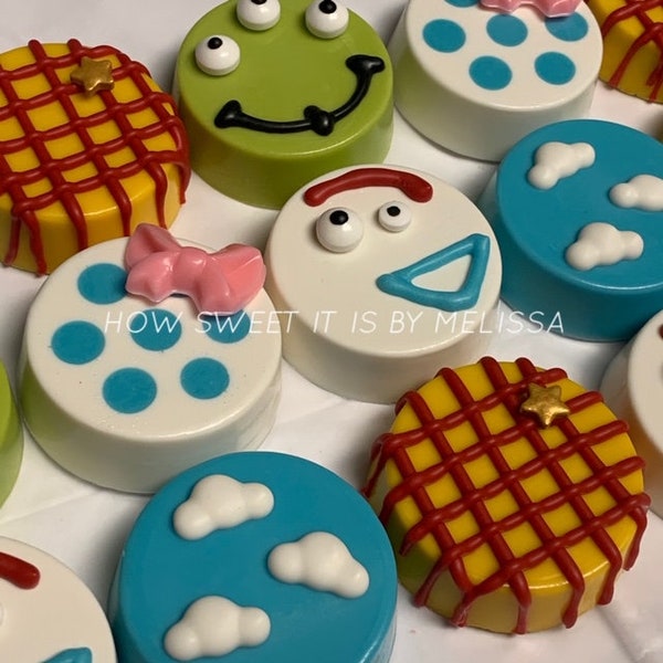 Toy Story Themed Chocolate Covered Oreos