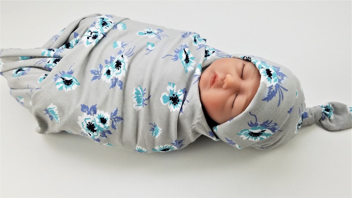 Listo para enviar Set de Swaddle de bebé floral gris y azul Etsy