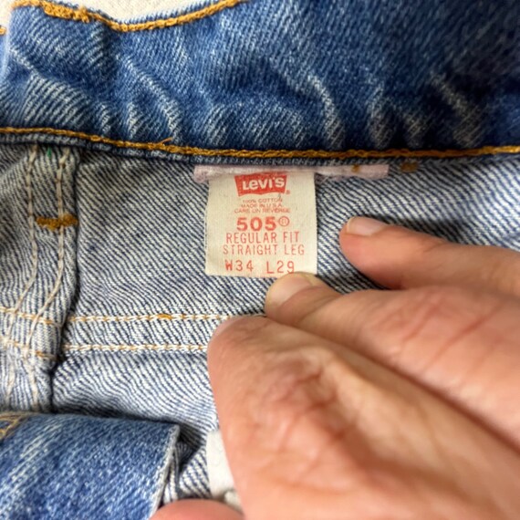 Vintage Levi’s 505 Cutoff Daisy Dukes Shorts, siz… - image 6
