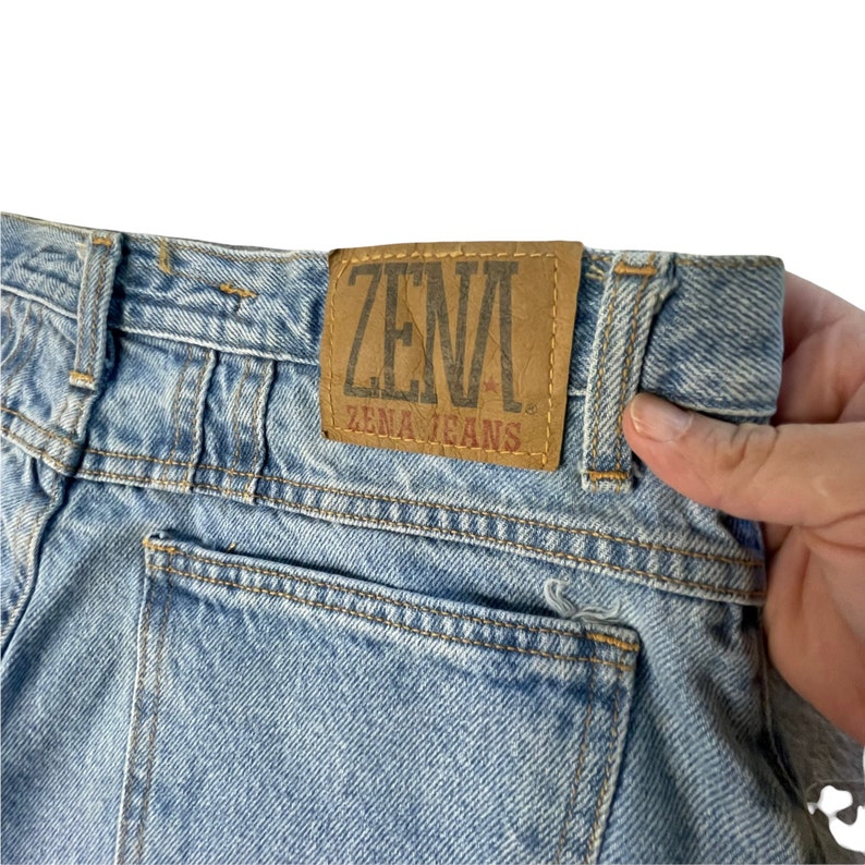 Vintage Women's Zena High Waisted Mom Jeans, Plus Size Jeans, Size 16 image 2