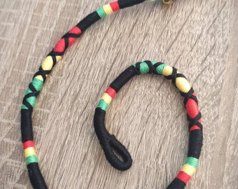 Atebas or Indian braid of 30 cm in rasta, yellow green and red colors