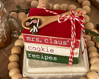 Christmas Mini Book Stack