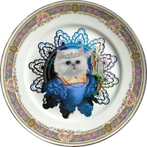 Persian Queen Persian Cat Vintage Porcelain Plate 0736 image 1