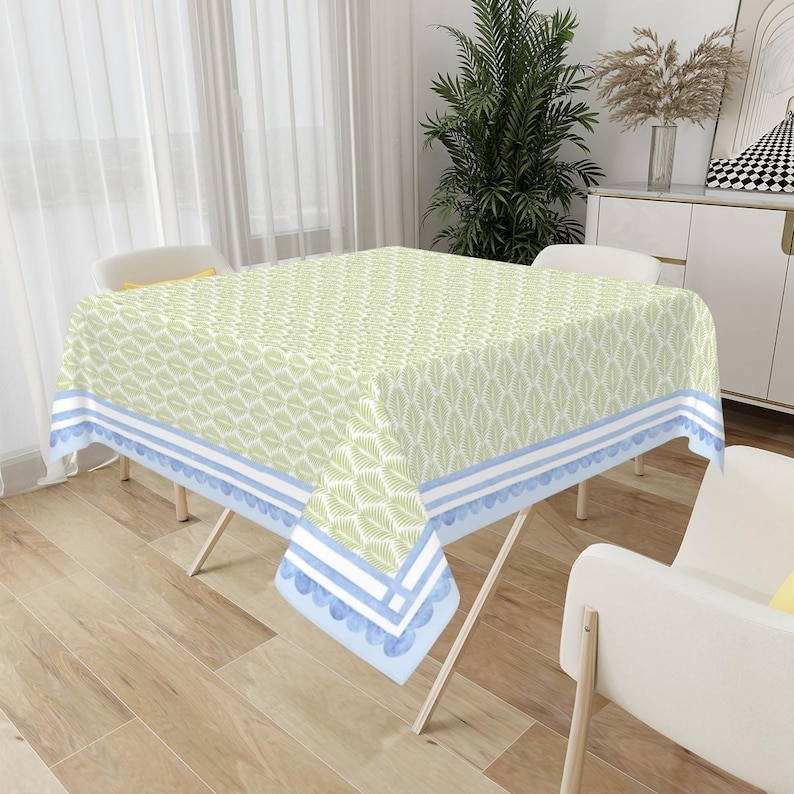Grandmillennial Hydrangea Mahjong Tablecloth | The House of Hydrangea Collection | Coastal Grandmother Mahjong Table | Hampton Hydrangea Bild 5