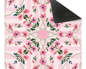 NEOPRENE Floral Trellis Pink Mahjong Mat | Pink Floral Mahj Mat | Grandmillennial Mahjong Gift | Preppy Mahjong Table Mat | 33"