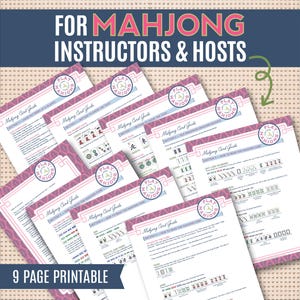 Puede incluir: Una pila de nueve guías de cartas de Mahjong imprimibles. Cada guía tiene un borde decorativo rosa y blanco y el texto "Mahjong Card Guide". La parte superior de la imagen dice "For Mahjong Instructors & Hosts".