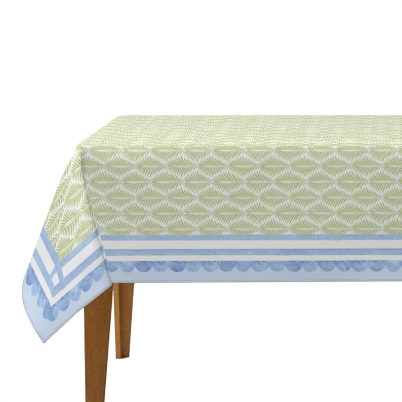 Grandmillennial Hydrangea Mahjong Tablecloth | The House of Hydrangea Collection | Coastal Grandmother Mahjong Table | Hampton Hydrangea Bild 1