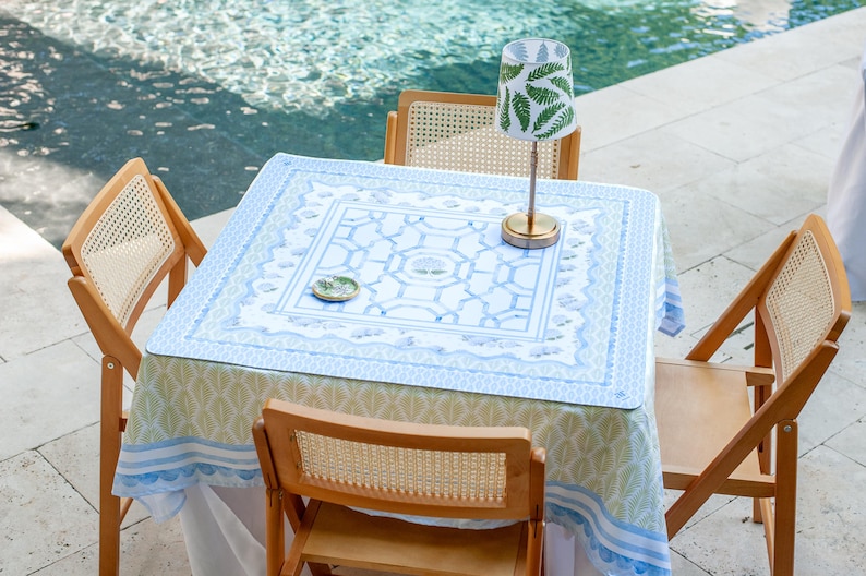 Grandmillennial Hydrangea Mahjong Tablecloth | The House of Hydrangea Collection | Coastal Grandmother Mahjong Table | Hampton Hydrangea Bild 11