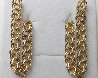 Pair of Garibaldi Chain Link style 14K Yellow Gold Earrings with 14K Posts and Backs for Fastening. The Pair of Earrings weighs 5.00 grams.