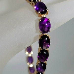 14K Yellow Gold Cabochon cut Fine Quality Amethyst Gemstone Bracelet