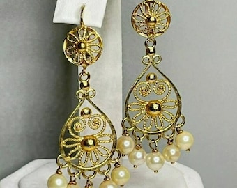 750, 18K Yellow Gold Saltwater Cultured Pearl Chandelier style Pierced Earrings