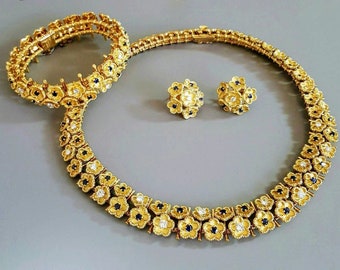 18K Gold and Platinum Sapphire, Diamond Necklace, Bracelet, Earring set. FRANCE.