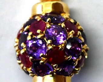 14K Yellow Gold Amethyst and Natural Ruby Pendant. The Pendant is Marked 14K and Hallmarked MQ