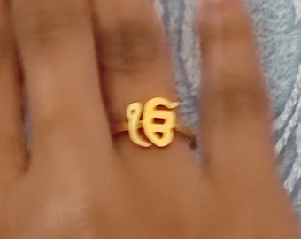 Ek Onkar Ring fait à la main en plaqué or Punjabi Sikh Khalsa Gurmukhi script