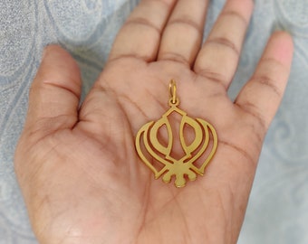 Pendentif Khanda grande taille fait main, symbole sikh punjabi plaqué or, emblème militaire, article cadeau