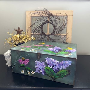 Stunning Vintage Hand Painted Wood Box - Hand Painted Decorative Large Wood Box - Hand Painted Display or Storage Box