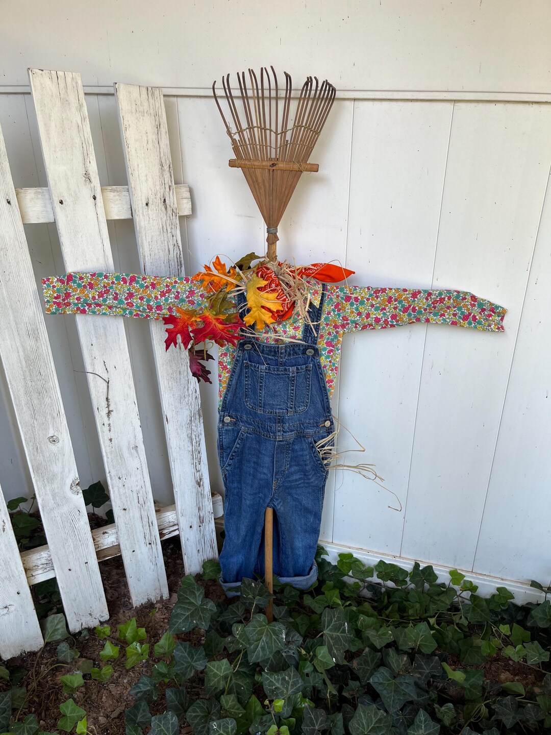 Vintage Rake Scarecrow - Scarecrow in Overalls - Farm Barn Country Fall ...