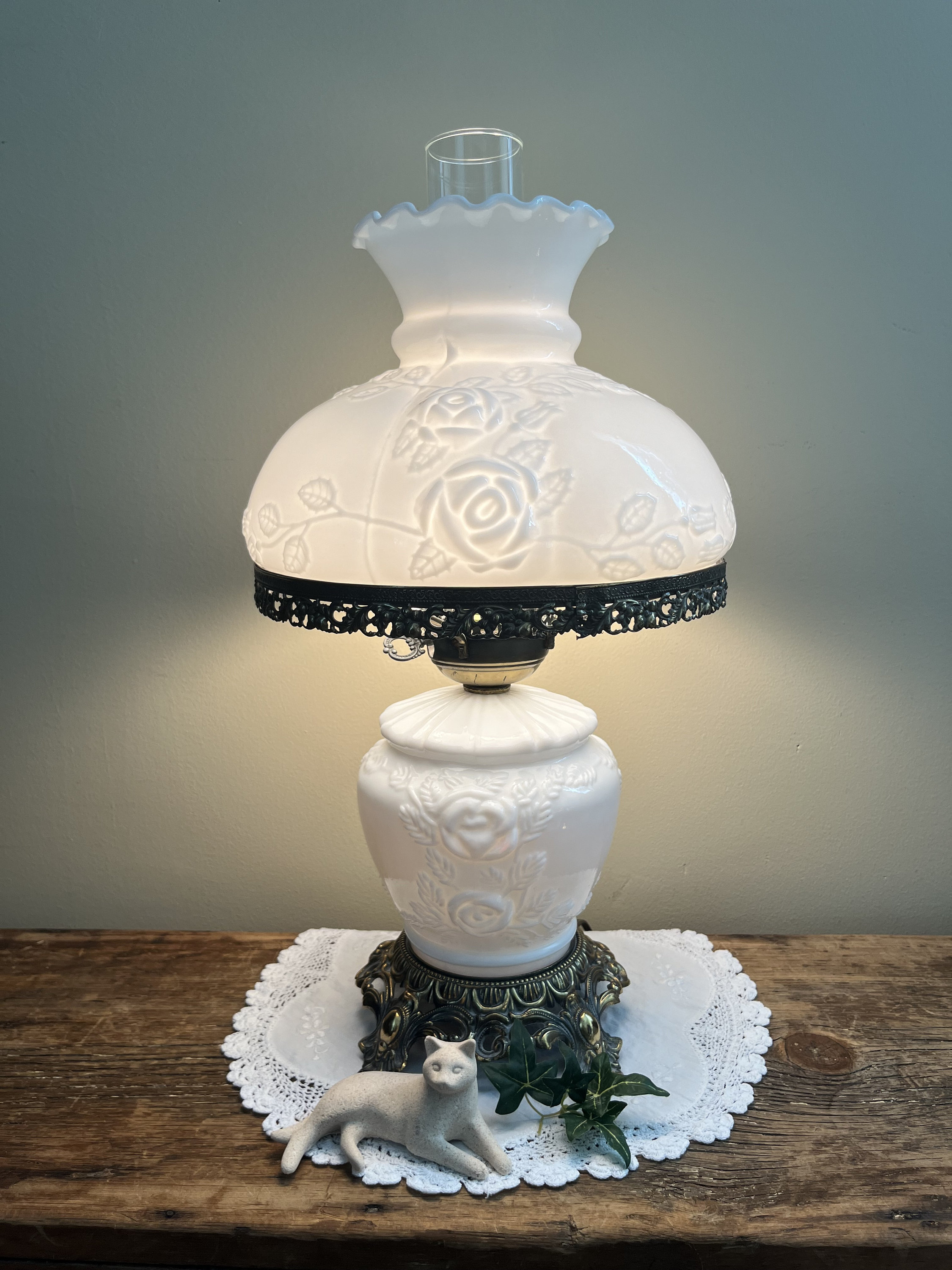 Vintage Milk Glass Victorian Parlor Table Lamp GWTW Hurricane Lamp