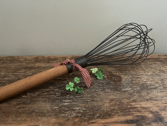 Vintage French Balloon Whisk Farmhouse Industrial Extra Large Wire Whisk  Primitive Rusty Antique Kitchen Tool 